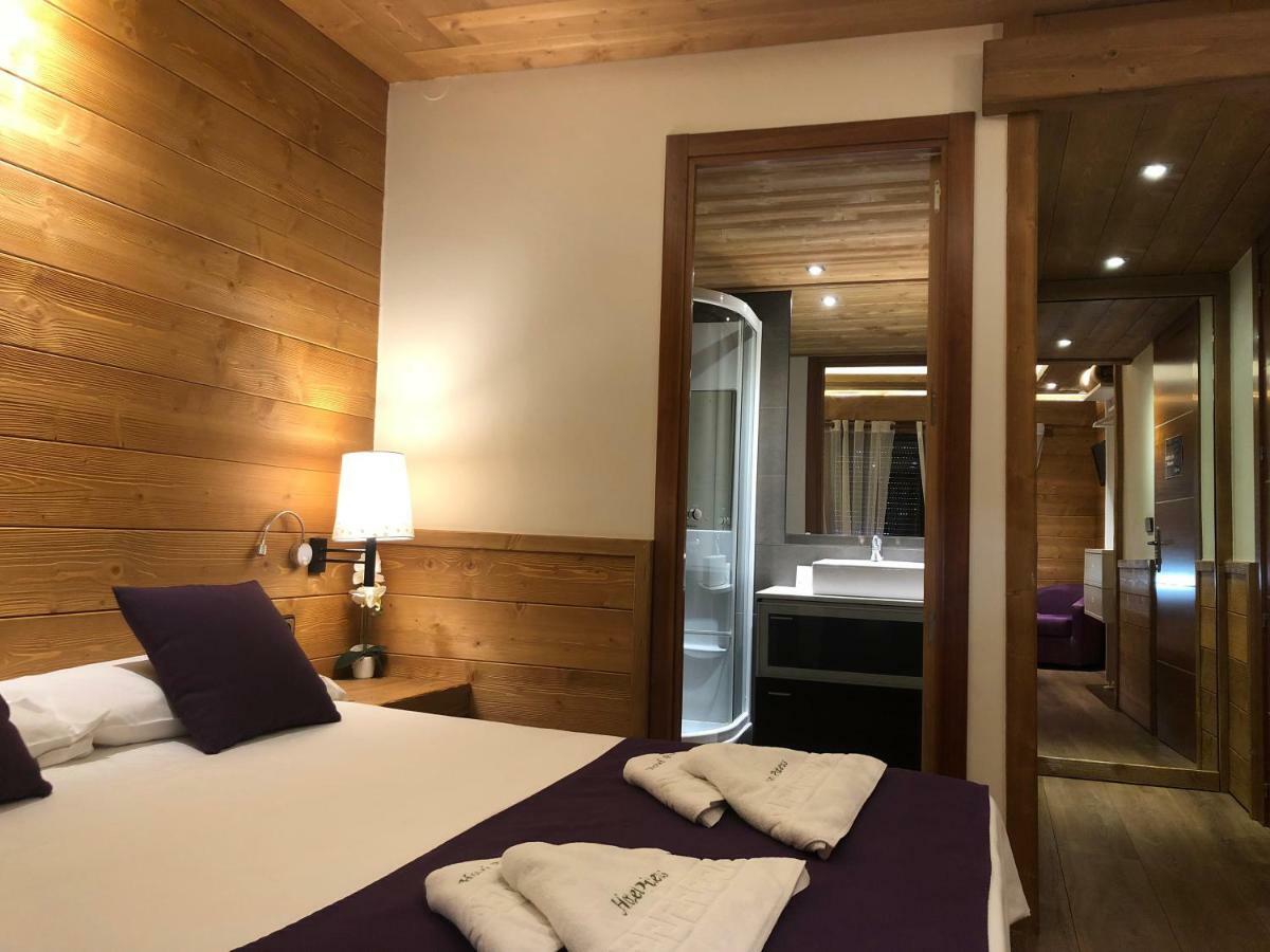 Hostal Piteus San Lorenzo de Morunys Εξωτερικό φωτογραφία