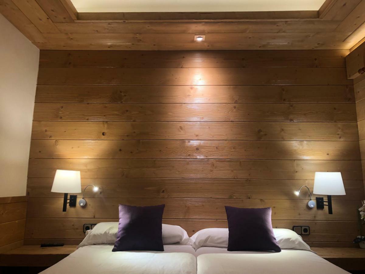 Hostal Piteus San Lorenzo de Morunys Εξωτερικό φωτογραφία